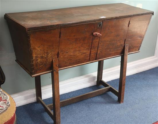 An 18th / 19th century elm dough bin (converted), 113cm